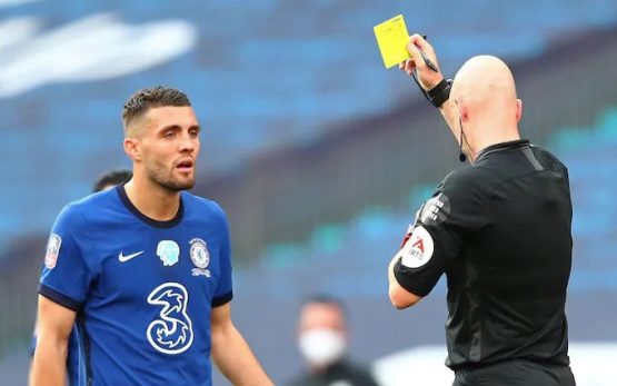 Liverpool vs Chelsea Yellow Card Tips