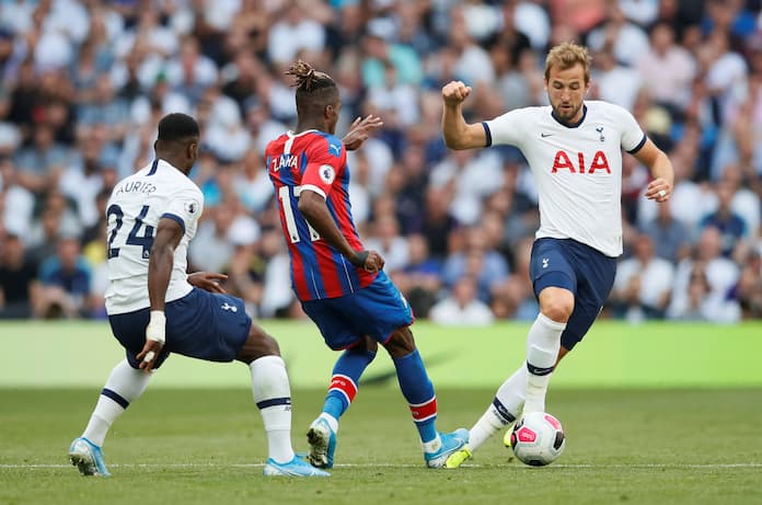 spurs and palace