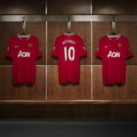 manchester-united-1112-home-front-back
