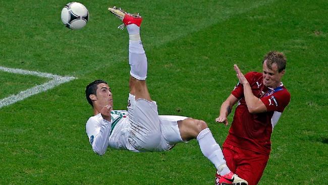 Ronaldo heads Portugal into the semi-finals