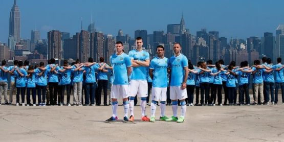 2013-14 Manchester City home kit - Launch