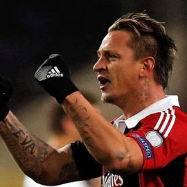 Philippe Mexes Saw 16 Red Cards