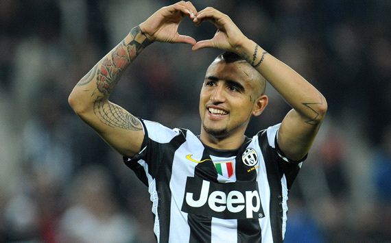 Juventus want £50 million plus Nani for Vidal