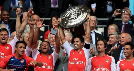 arsenal-captain-mikel-arteta-celebrates-with-the-trophy-during-community-shield_3188342