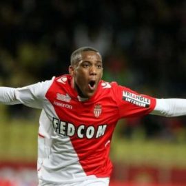 Manchester United have offered 80 million euros for Anthony Martial