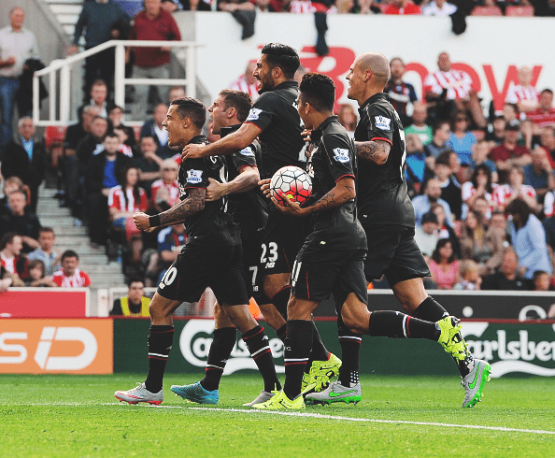 Philippe Coutinho scores an amazing goal against Stoke