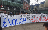 Arsenal-Liverpool-protest2