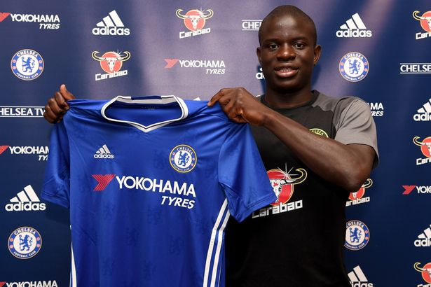 pay-chelsea-presents-new-signing-ngolo-kante