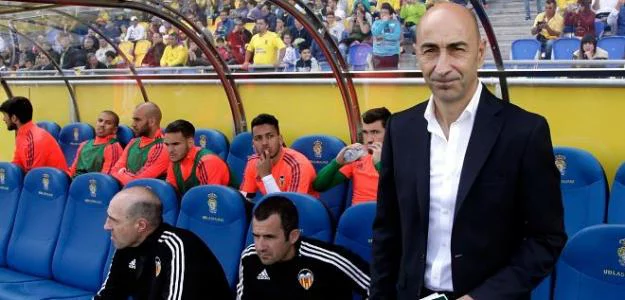 Pako Ayesteran's Valencia are in a desperate situation.