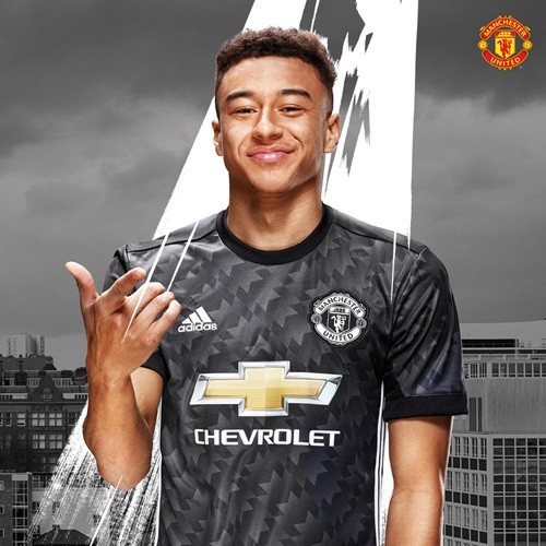 Adidas reveals 2017/18 Manchester United away kit