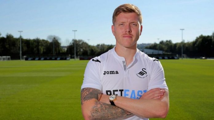 Newcastle United should consider making a move for Alfie Mawson