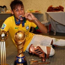 neymar-with trophies