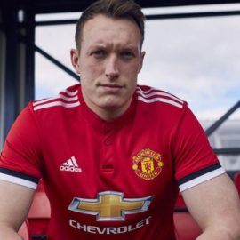 skysports-phil-jones-manchester-united-football-premier-league_3991789