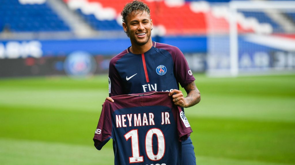 Neymar wants Messi reunion, but will it be in Paris or Barcelona?