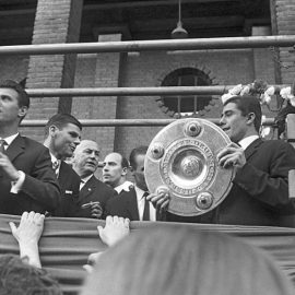 1. FC Köln feiert Deutsche Fußballmeisterschaft 1963/64