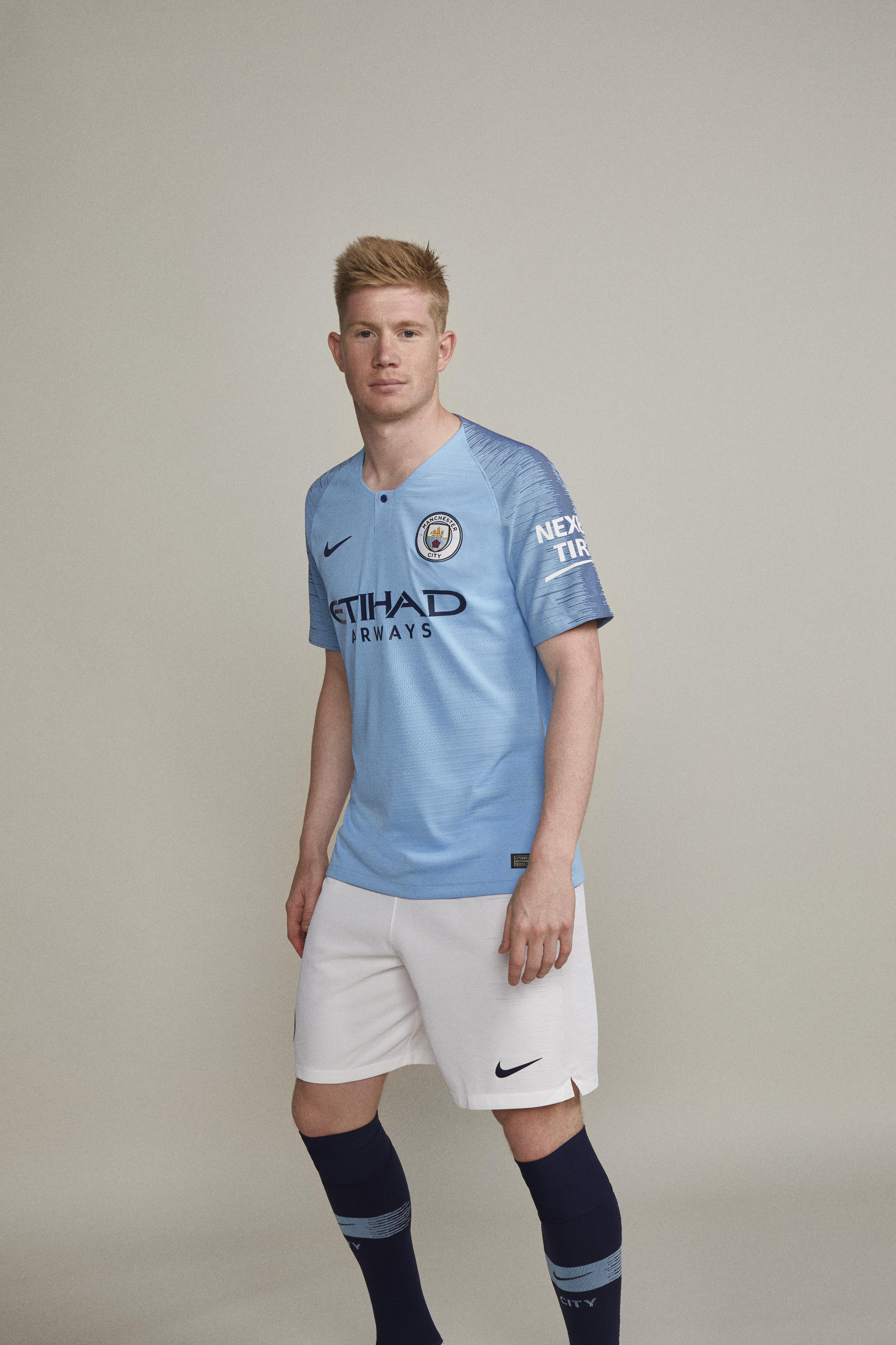 Nike Football unveils Manchester City's 2018/19 home kit