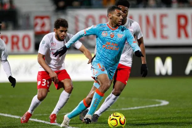 alexis-claude-maurice-of-lorient-during-the-ligue-2-match-between-picture-id1129304444