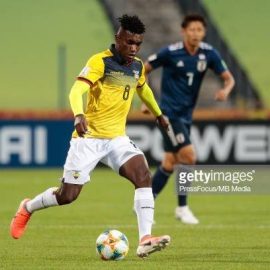 jose-cifuentes-of-ecuador-in-action-during-the-fifa-u20-world-cup-picture-id1145736822