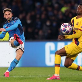 SSC Napoli v FC Barcelona - UEFA Champions League Round of 16: First Leg