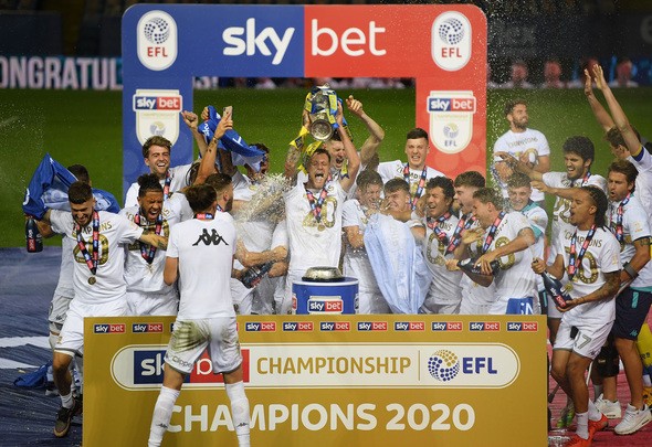 Leeds United v Charlton Athletic - Sky Bet Championship