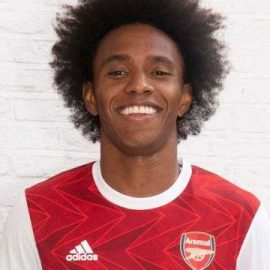 skysports-willian-arsenal-photocall_5067244