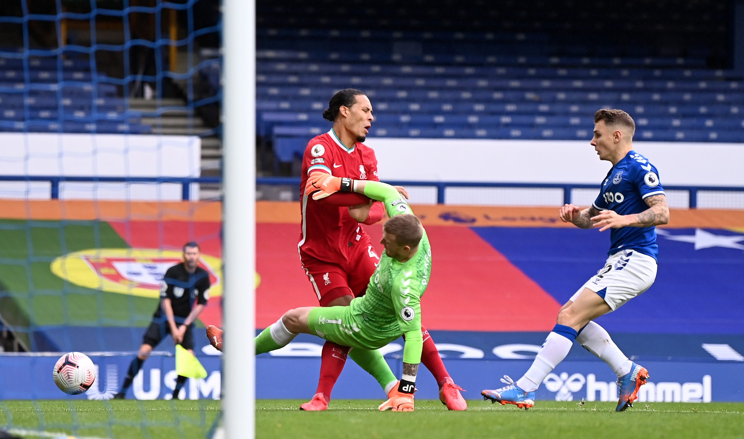 Everton v Liverpool - Premier League