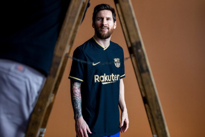 Report: Barcelona star Lionel Messi learning French alongside his ...