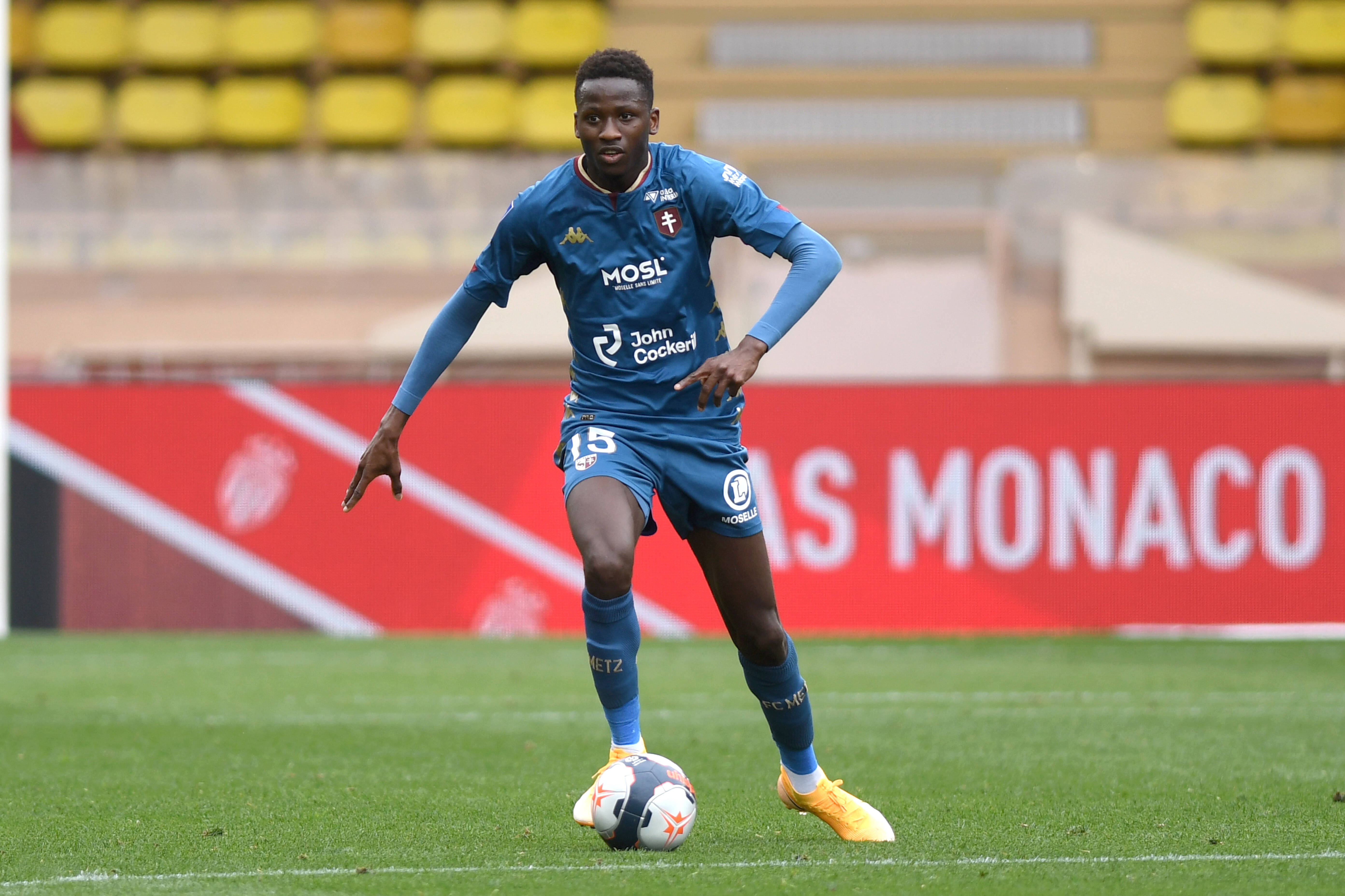 Why Everton must beat Chelsea and Manchester United to £27m-rated 18-year-old