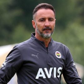 vitor pereira 1613350