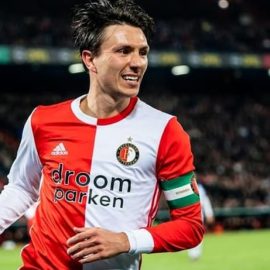 UCL BTTS TIps Ajax midfielder Steven Berghuis