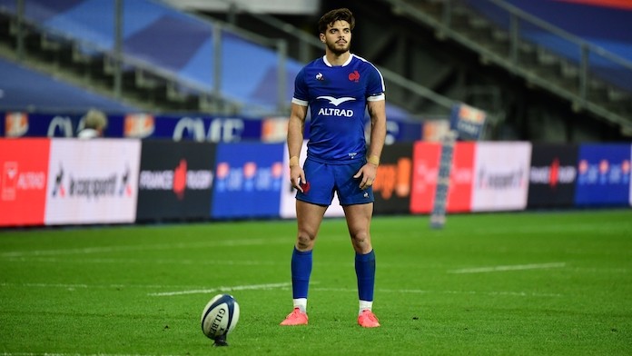 Romain Ntamack Playing for France