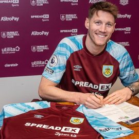 Wout Weghorst Signing Burnley Contract