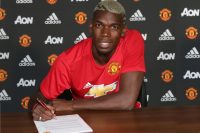 Paul Pogba sign contract Manchester United