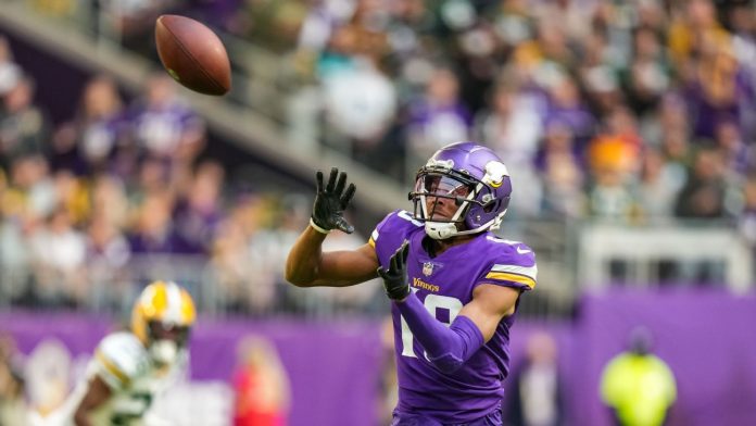 Justin Jefferson dominates Vikings match with career-best 184 yards