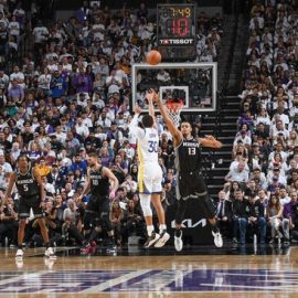 rsz 230501084048 01 steph curry warriors kings 043023