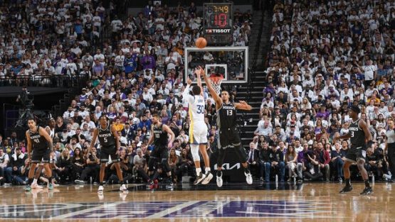 rsz 230501084048 01 steph curry warriors kings 043023