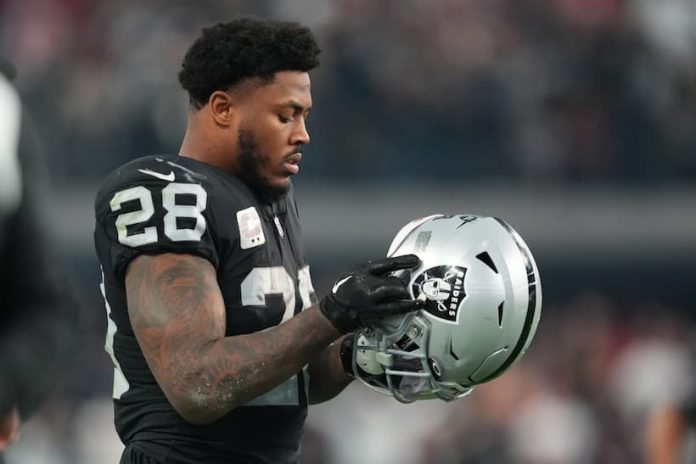 Josh Jacobs player prop bets for Raiders vs. Rams, Week 14