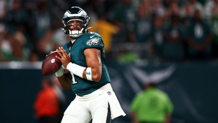 Eagles vs. Buccaneers predictions: Our expert picks for NFL Week 3