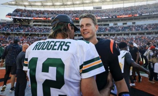 Joe Burrow and Aaron Rodgers pic