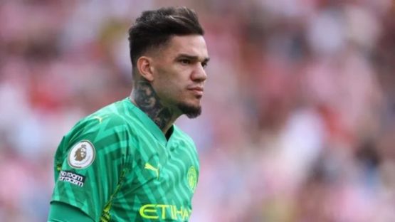 Manchester City Keeper Ederson Could Win The 2023 Yashin Trophy