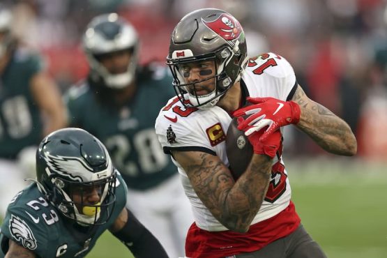 Buccaneers' Mike Evans on path that follows some of the NFL's all