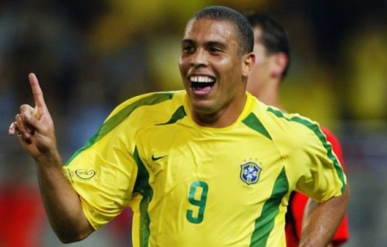 Ronaldo Nazario Is Third Leading Goalscorer In Brazil History