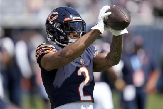 D.J. Moore Bears pic 1