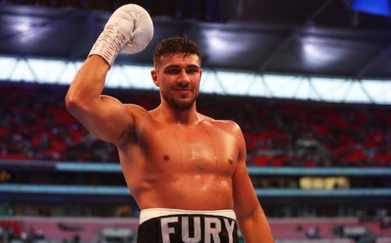 Tommy Fury Boxing