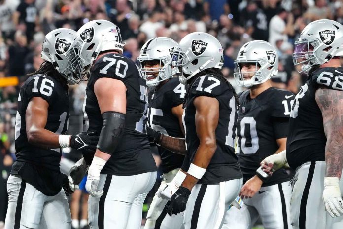 New England Patriots at Las Vegas Raiders odds, picks and predictions