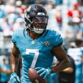 Zay Jones Jags pic