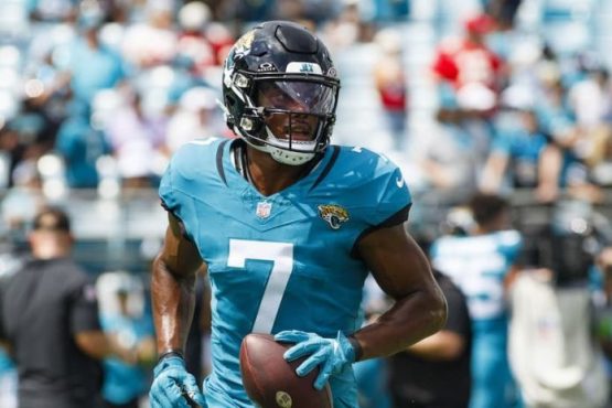 Zay Jones Jags pic