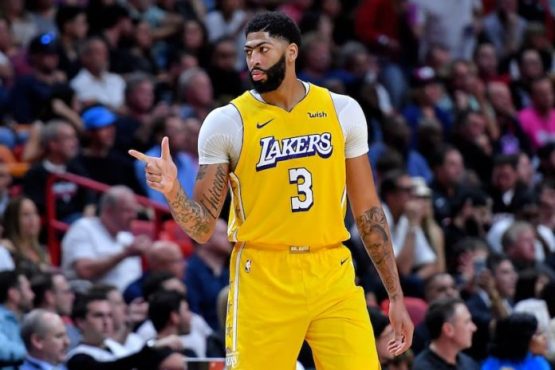 Anthony Davis Lakers pic