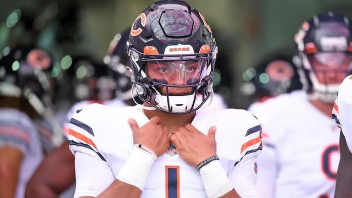 Justin Fields Bears pic