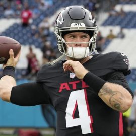 Taylor Heinicke Falcons pic